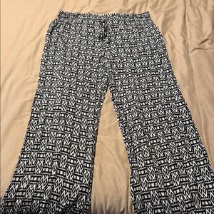 Black and White Geometric Women's Pants